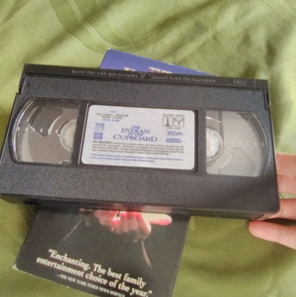The Indian in the Cupboard VHS Video Tape Pre Owned Original Classic - Picture 7 of 7